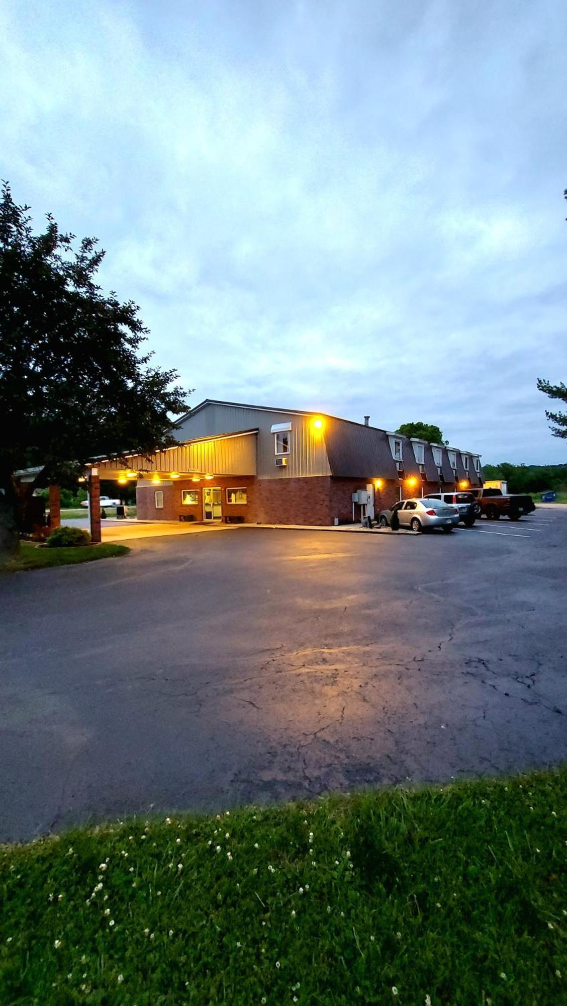 Patriot Inn Spencer Dış mekan fotoğraf